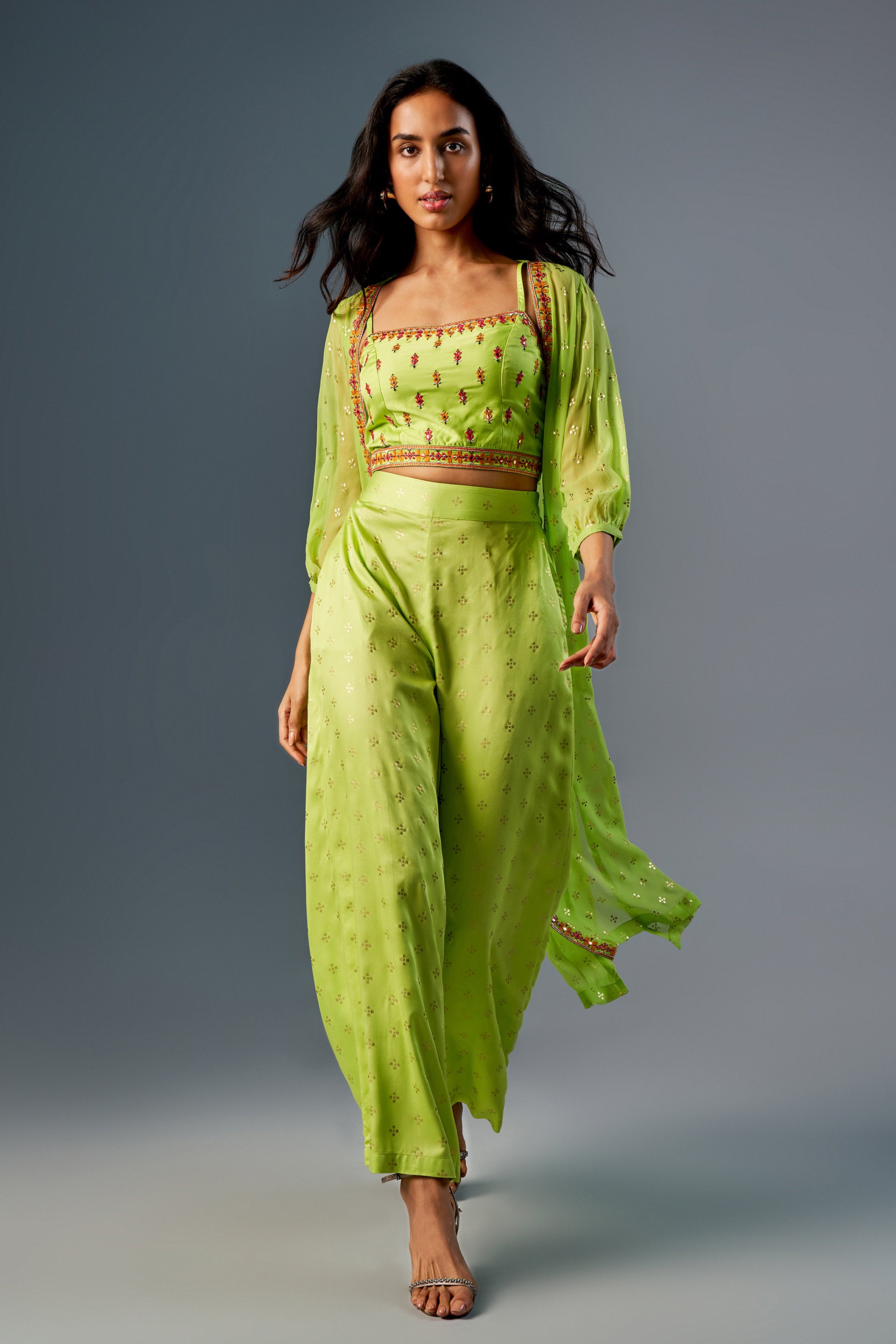 Women's Green Fusion Embroidered Full Sleeves Kurta Set