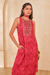 Women's Red Daily Printed Sleeveless Kurta Set