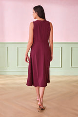 Women's Red Casual Regular Fit Solid Sleeveless Dress