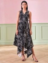 Women's Black Casual Regular Fit Printed Sleeveless Dress
