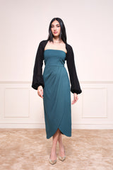 Women's Black Casual Regular Fit Solid Full Sleeves Shrug