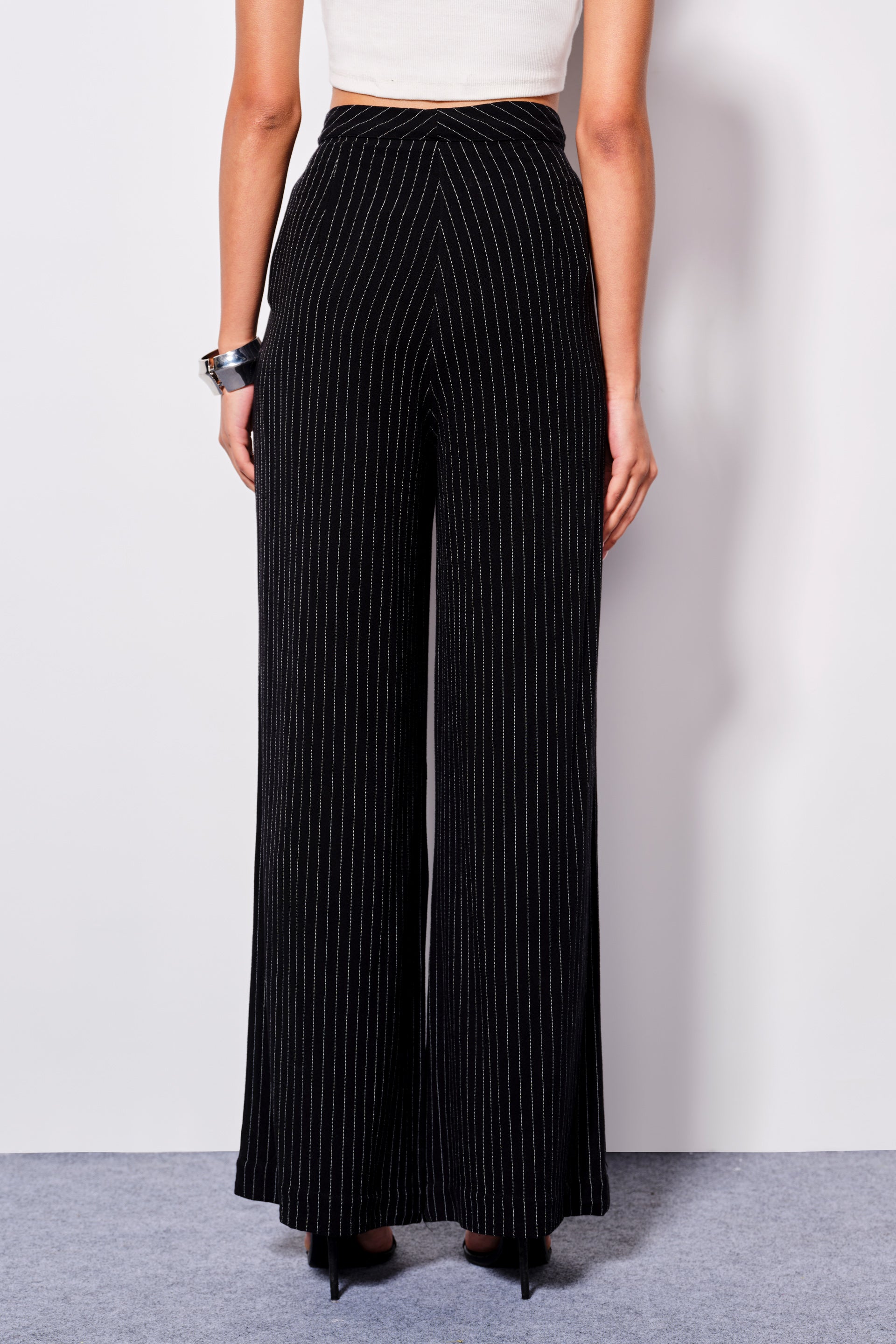 Women's Black Stripes Linen Full Length Woven Trousers