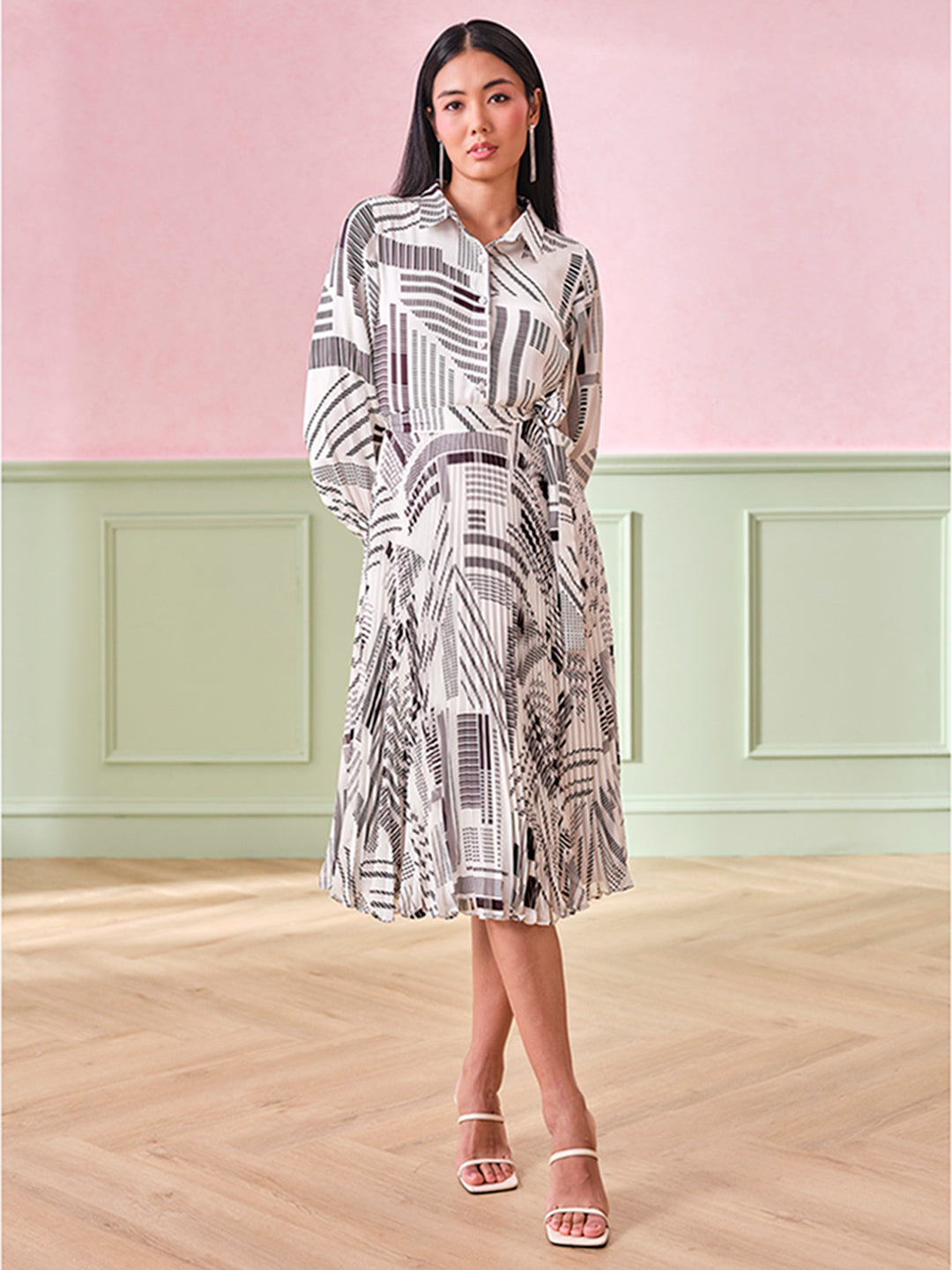 Women's White Work Regular Fit Printed Full Sleeves Dress