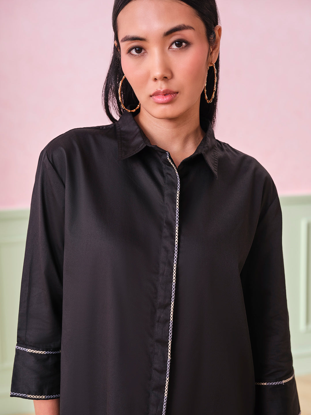 Women's Black Casual Regular Fit Solid Three Quarter Sleeves Tops