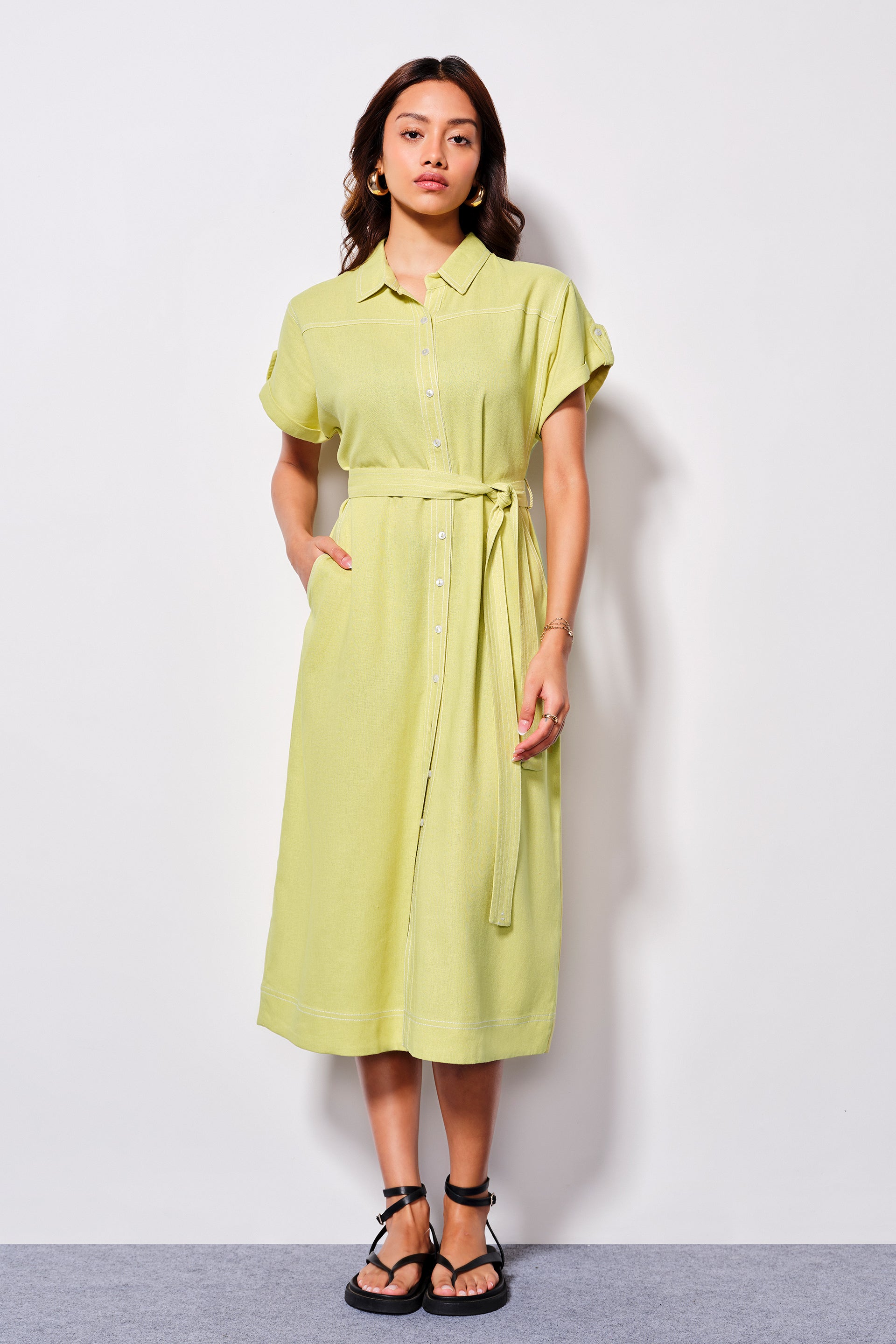 Women's Green Work Regular Fit Solid Half Sleeves Dress