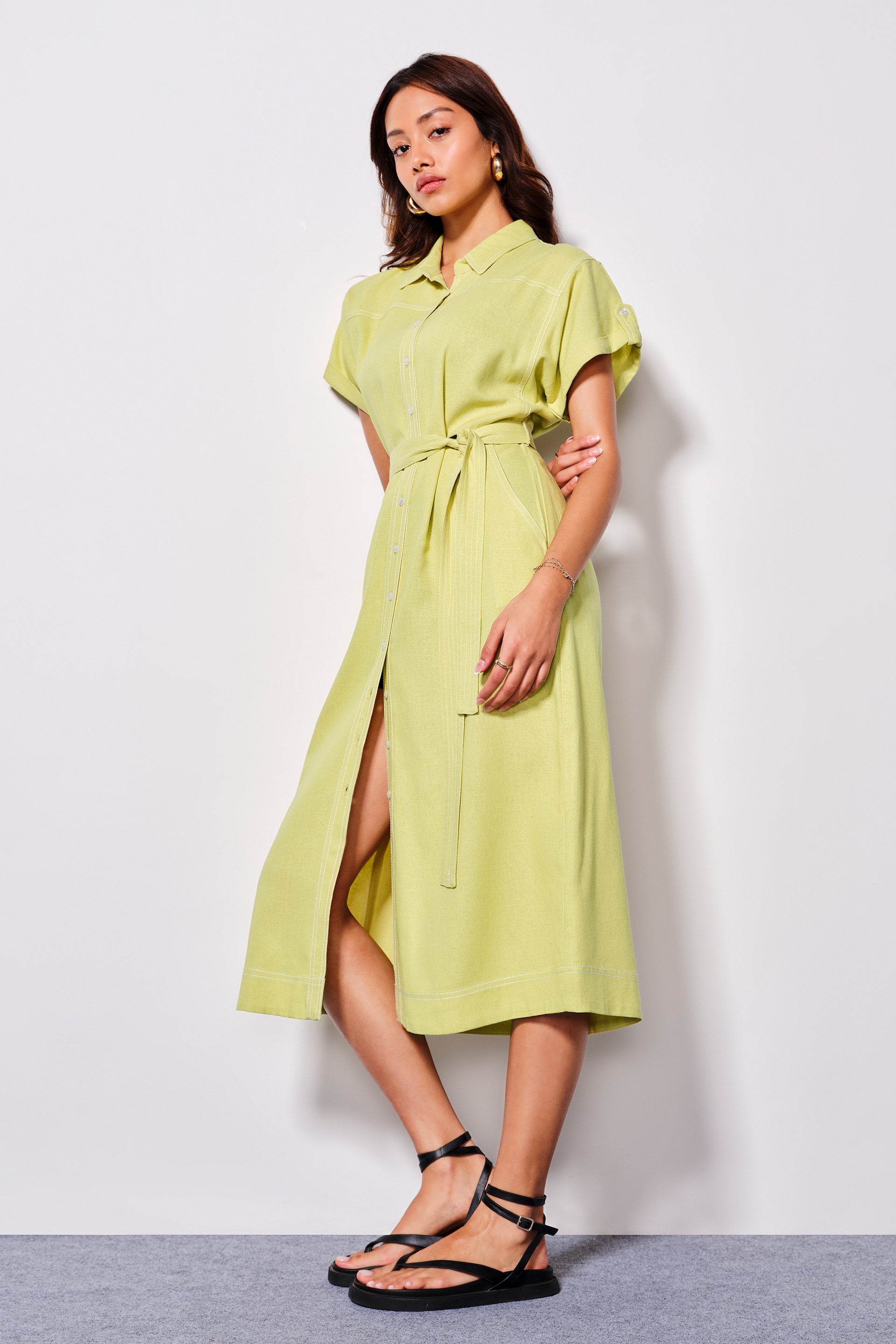 Women's Green Work Regular Fit Solid Half Sleeves Dress