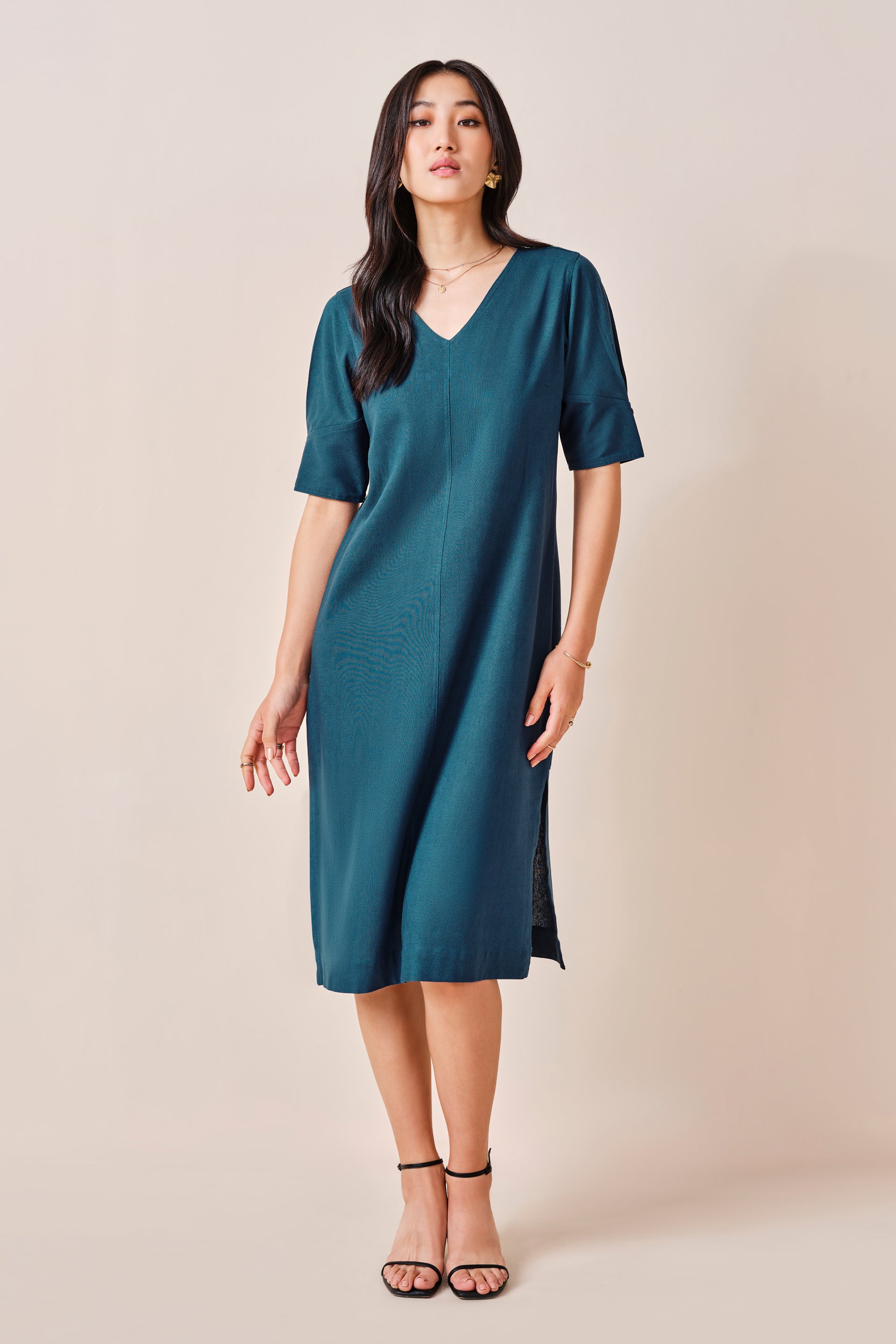 Women's Green Work Regular Fit Solid Half Sleeves Dress