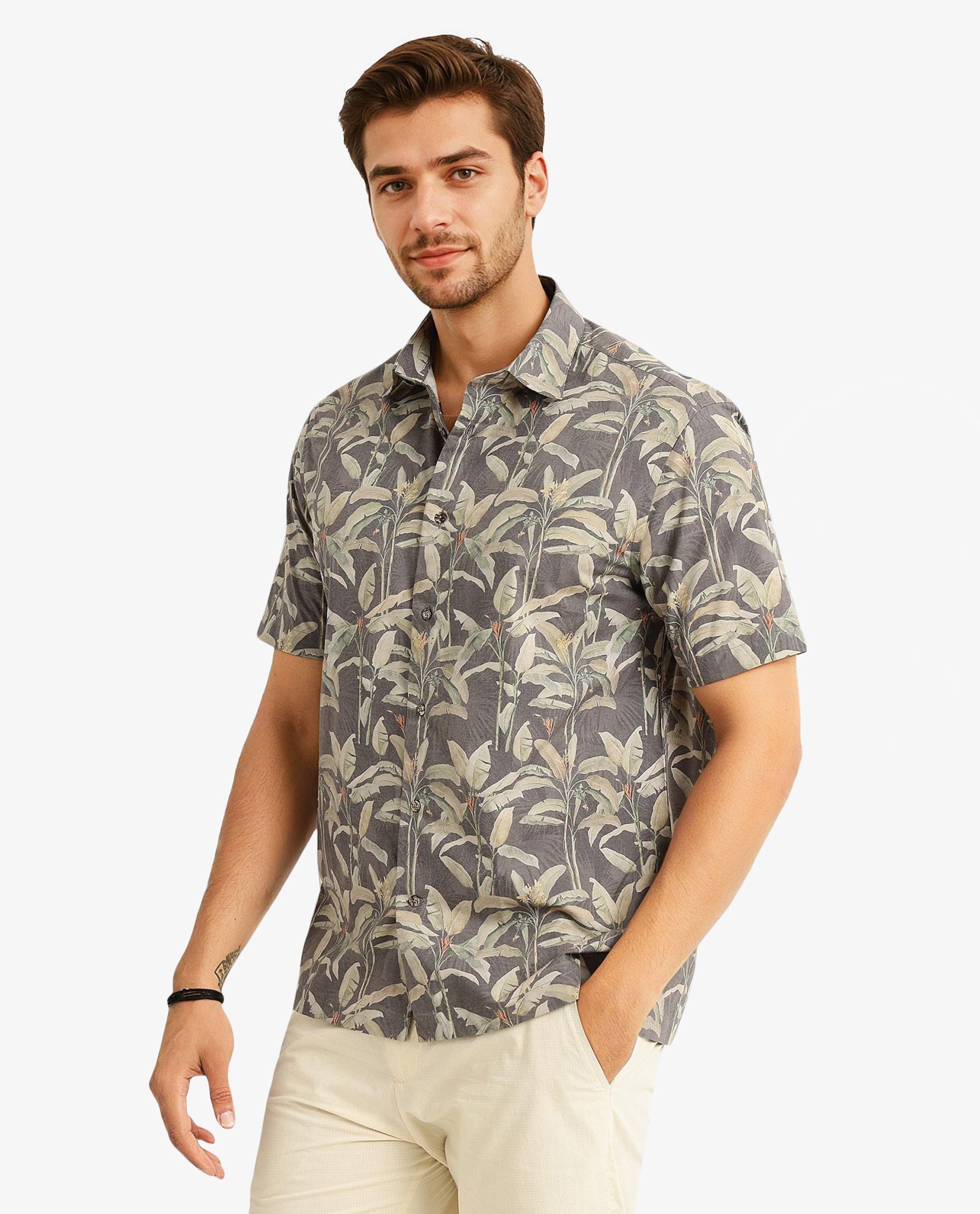 Men's Brown Casual Regular Fit Printed Half Sleeves Shirt