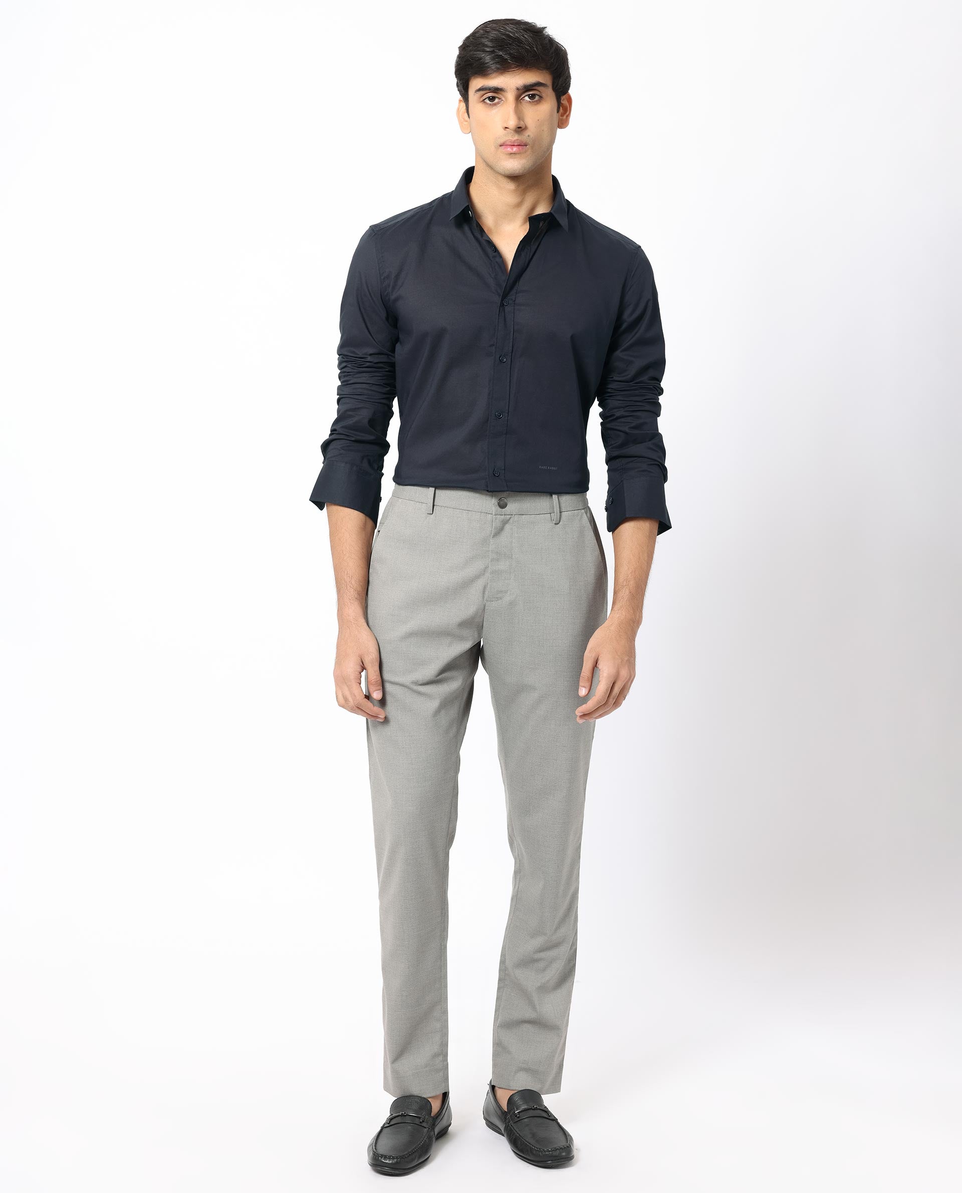 Men's Navy Casual Regular Fit Solid Full Sleeves Shirt