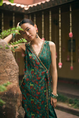 Women's Green Fusion Printed Sleeveless Kurta Set