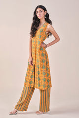 Women's Yellow Daily Printed Sleeveless Kurta Set