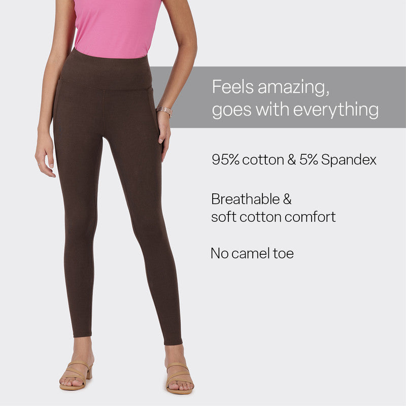 Women's Brown Solid Sports High Rise Pant