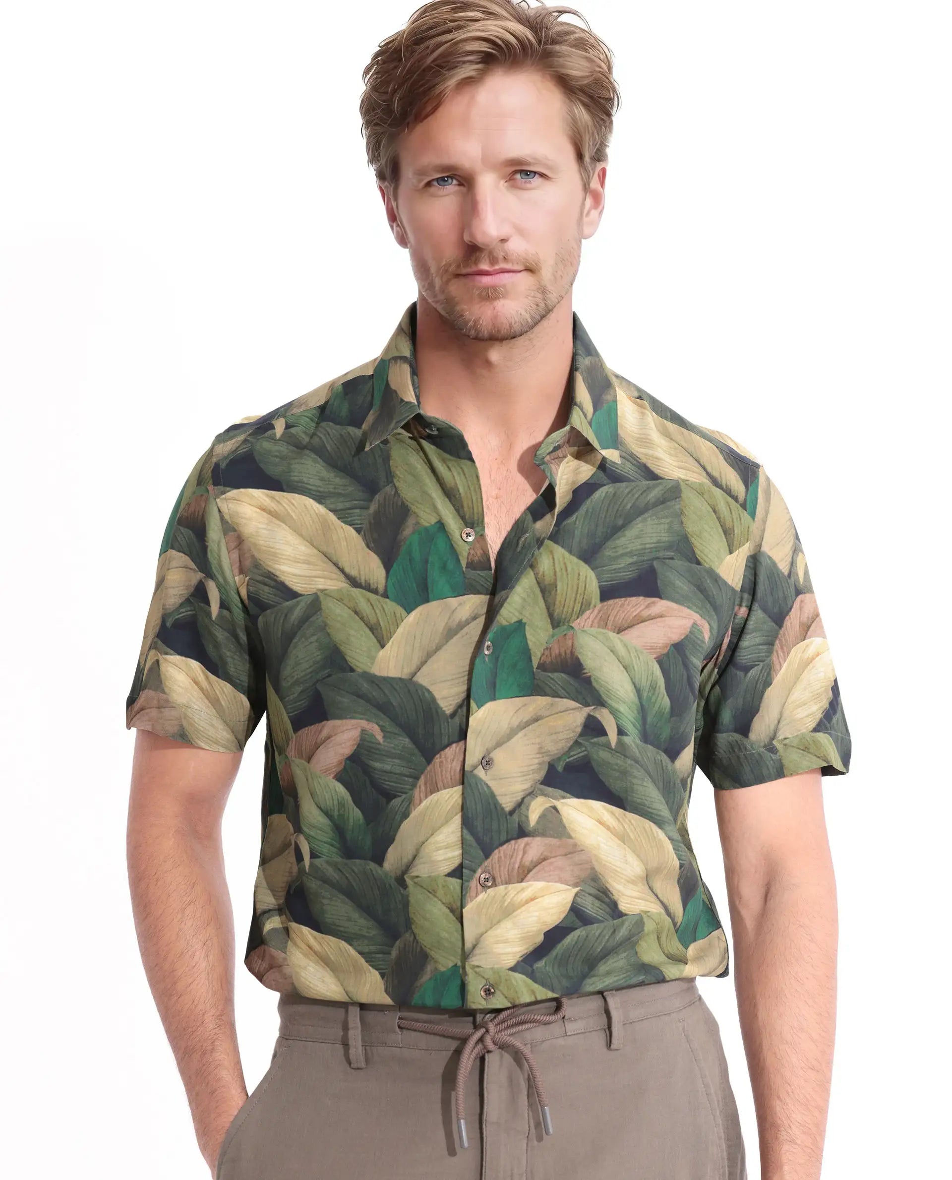 Men's Green Casual Regular Fit Printed Half Sleeves Shirt