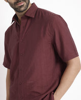 Men's Red Casual Regular Fit Solid Half Sleeves Shirt