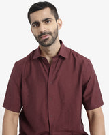 Men's Red Casual Regular Fit Solid Half Sleeves Shirt
