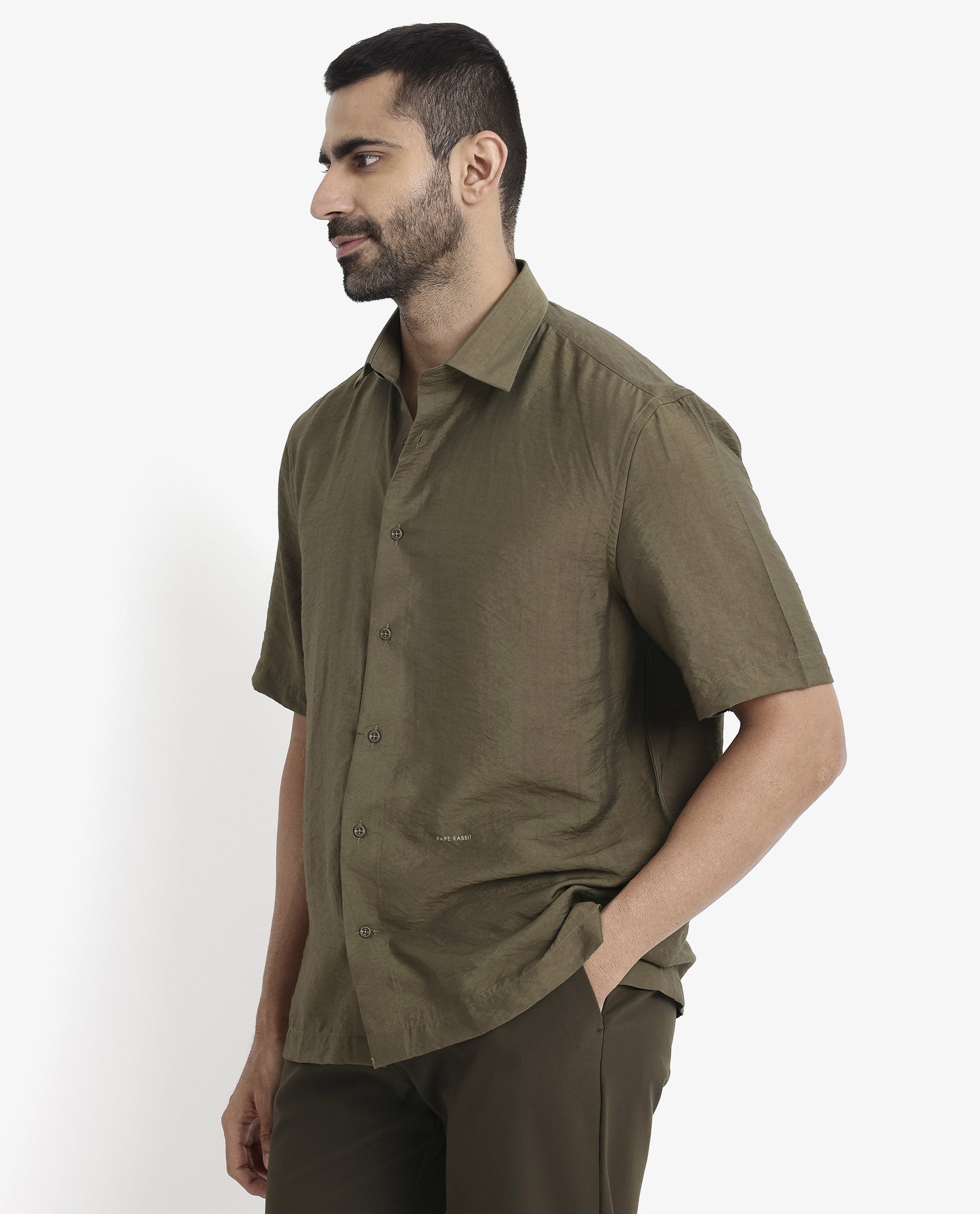 Men's Brown Casual Regular Fit Solid Half Sleeves Shirt