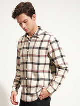 Men's Cream and Balck Relaxed Fit Checked Spread Collar Casual Shirt