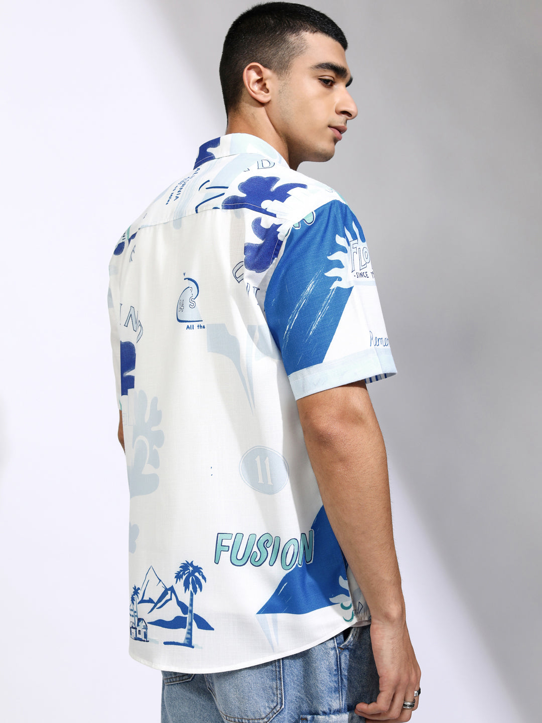 Men's White and Blue Printed Relaxed Shirt