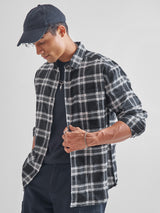 Men's Black and White Black White Seer Sucker Relaxed Checked Shirt