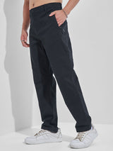 Men's Black Straight Fit Mid-Rise Flat-Front Cotton Cargos