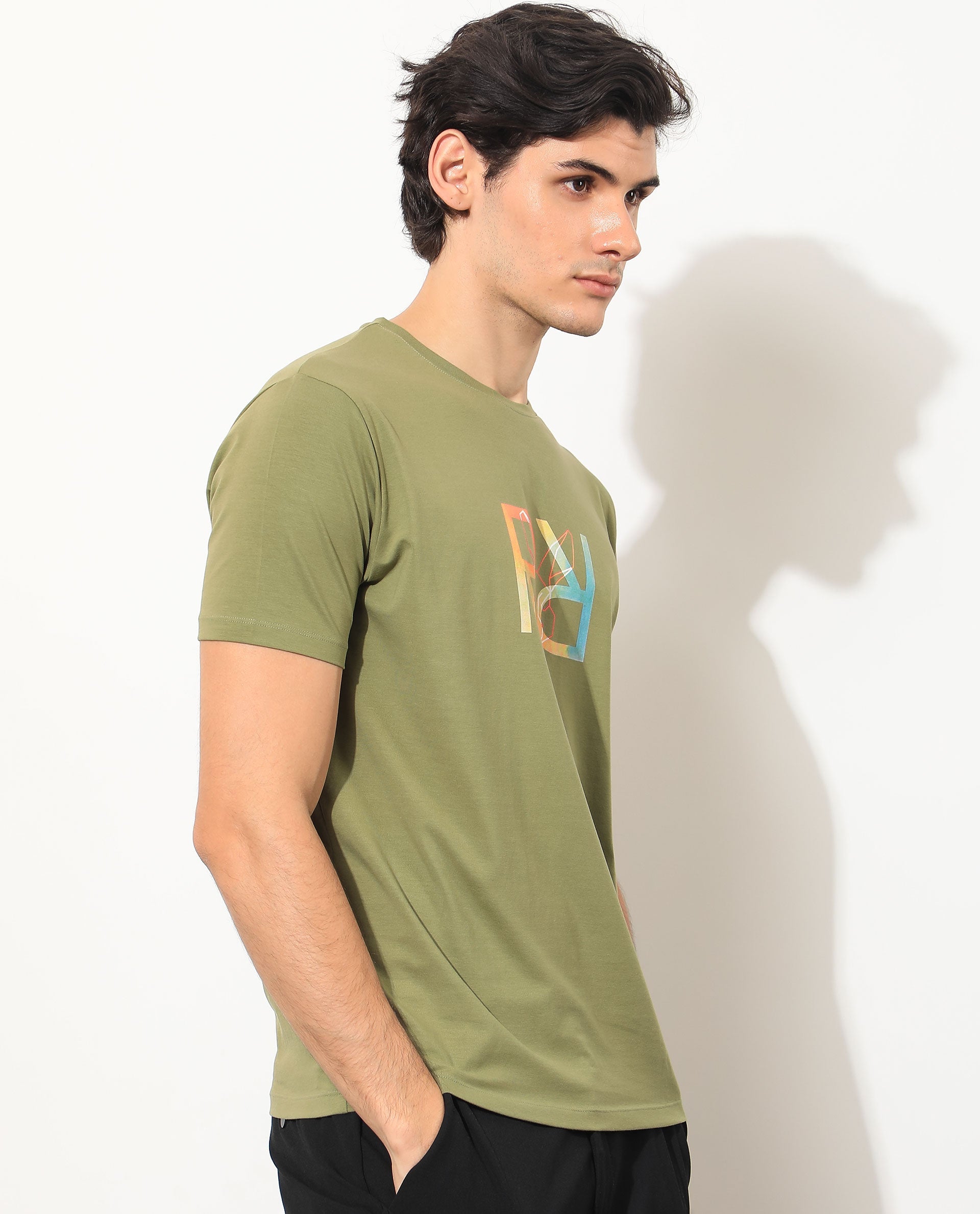 Men's Green Casual Regular Fit Printed Half Sleeves Tshirt