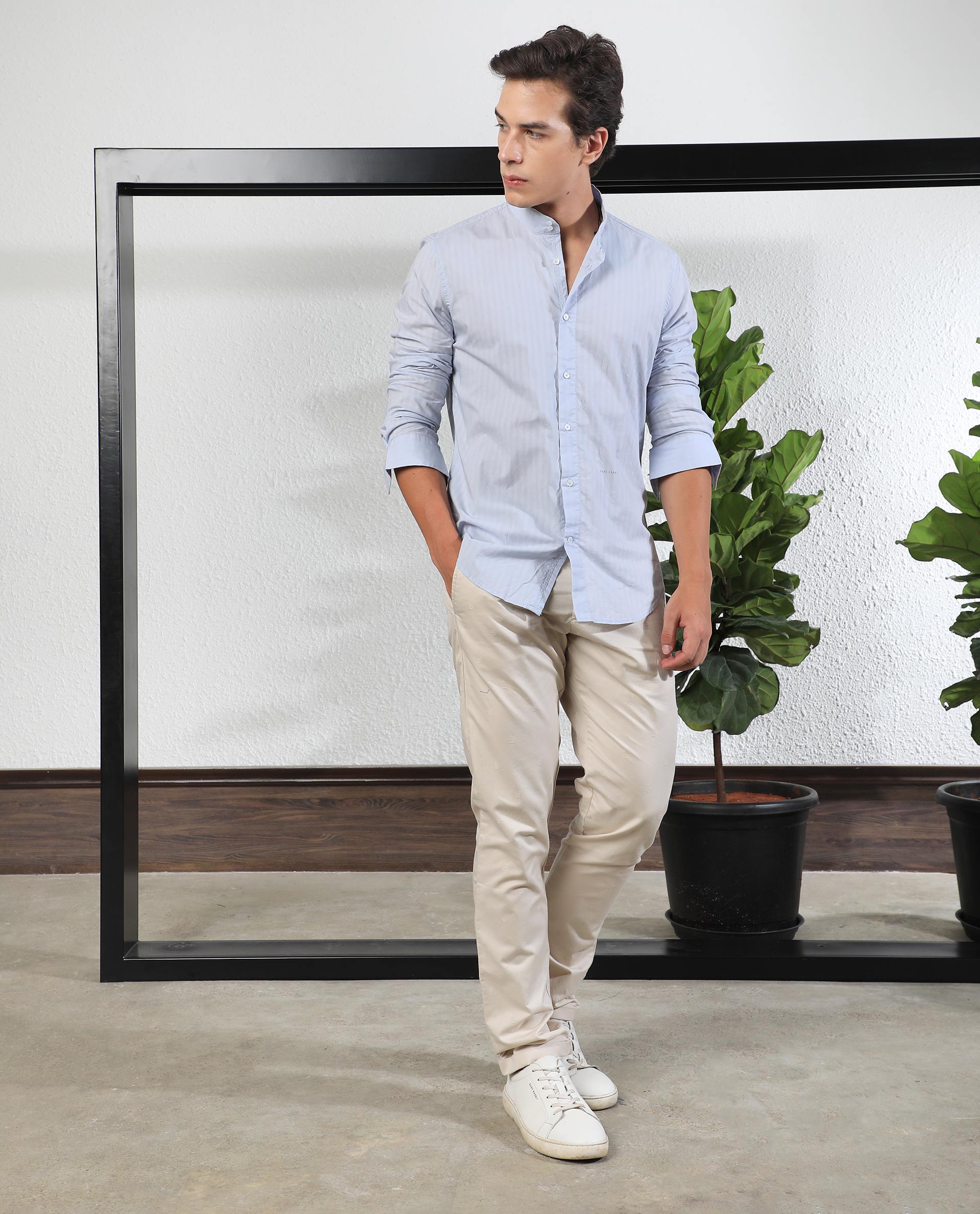 Men's Blue Formal Regular Fit Solid Full Sleeves Shirt