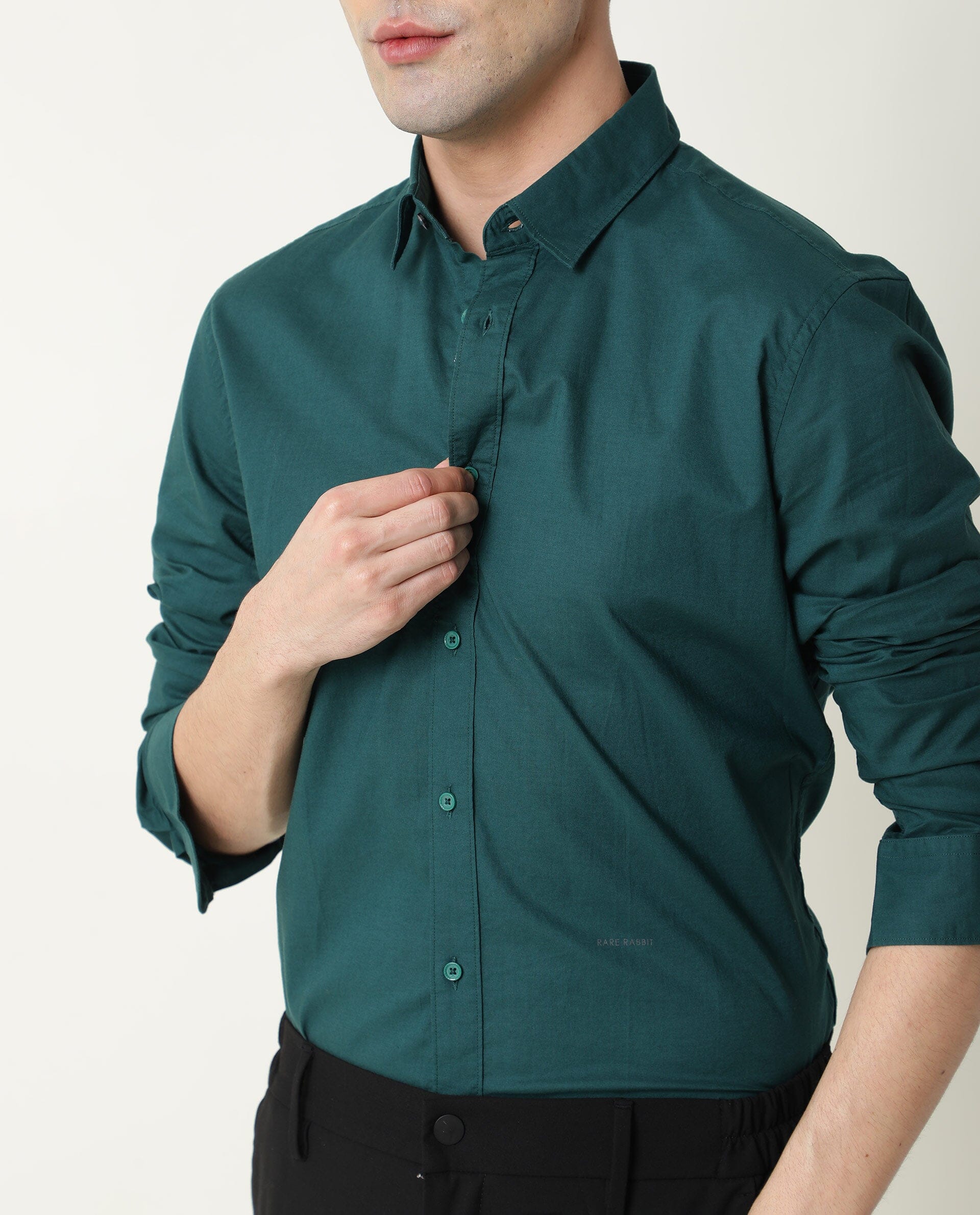 Men's Blue Formal Regular Fit Solid Full Sleeves Shirt