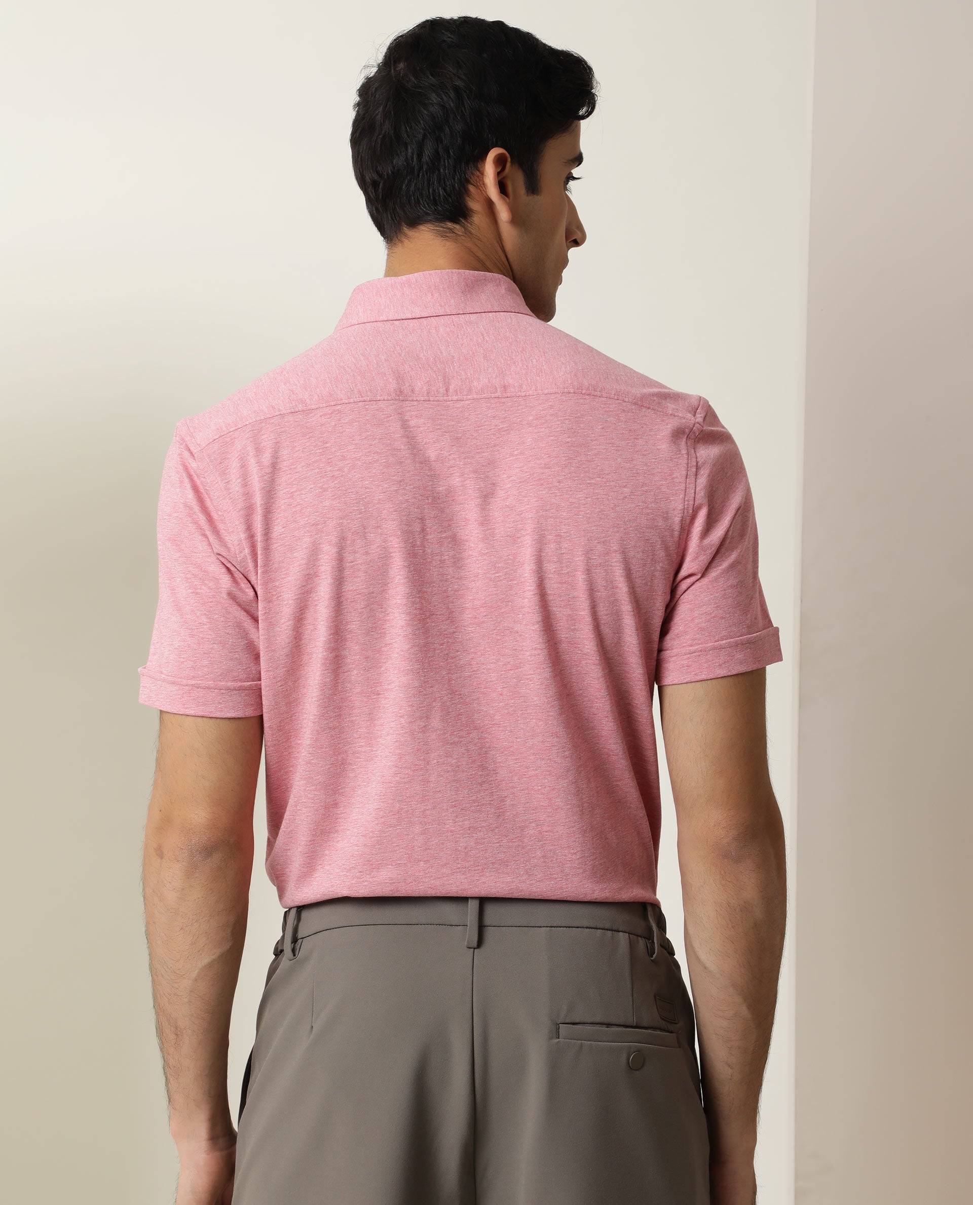 Men's Pink Casual Regular Fit Solid Half Sleeves Shirt