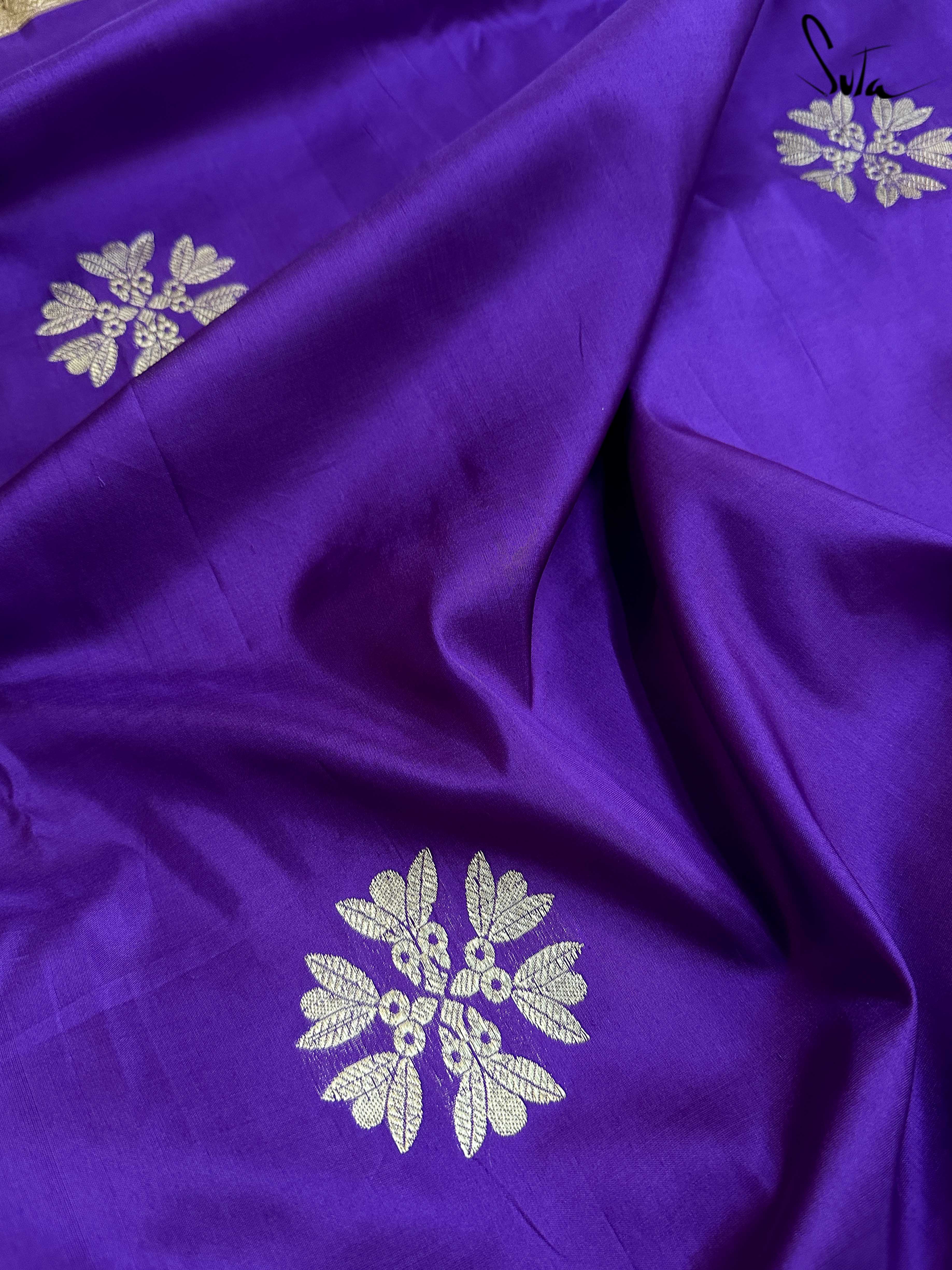 Women's Multicolor Kataan Silk Saree with Blouse Piece
