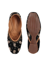 Women's Black Casual Slip-On Flats