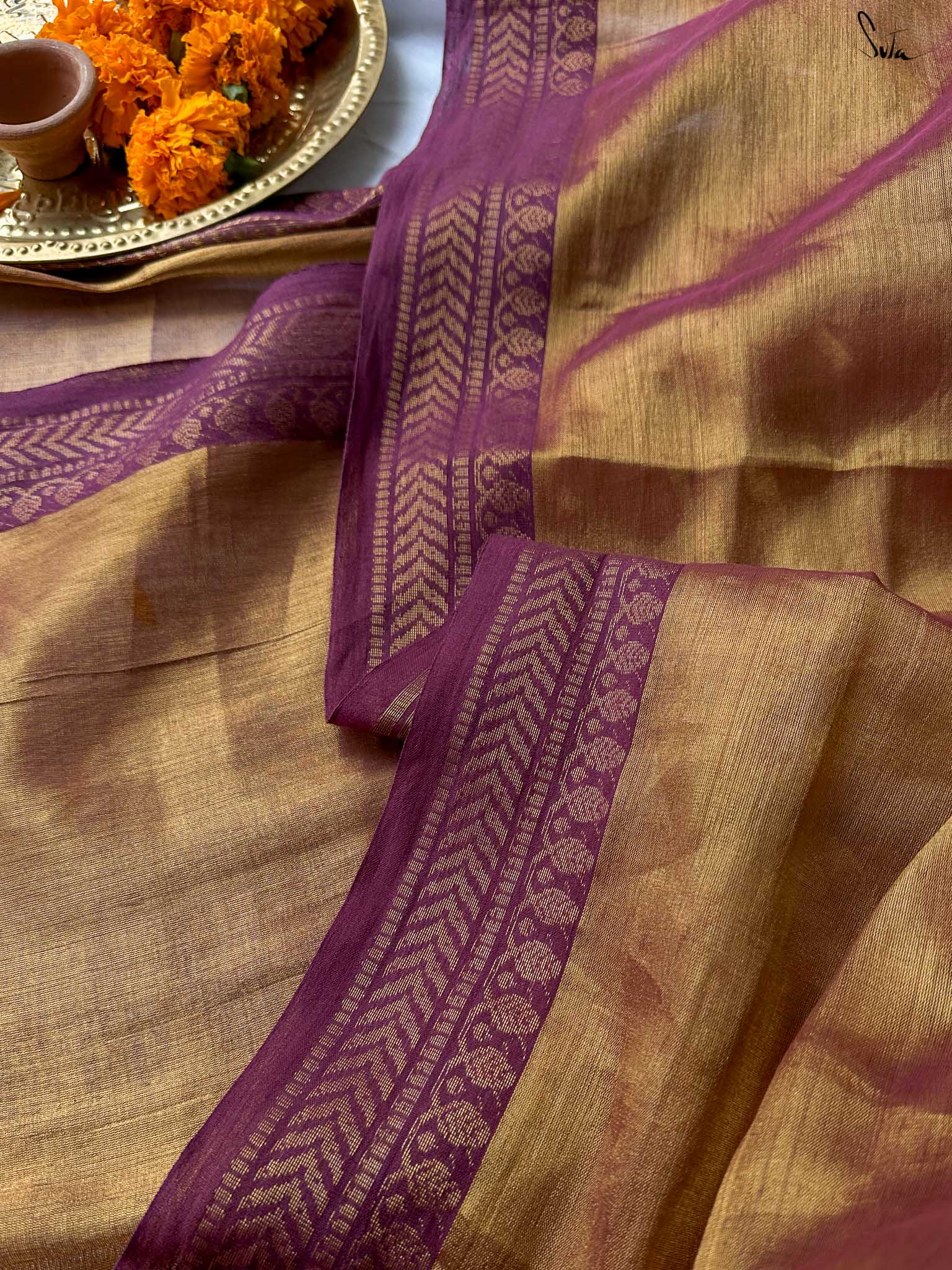 Women's Orange Cotton Zari Saree