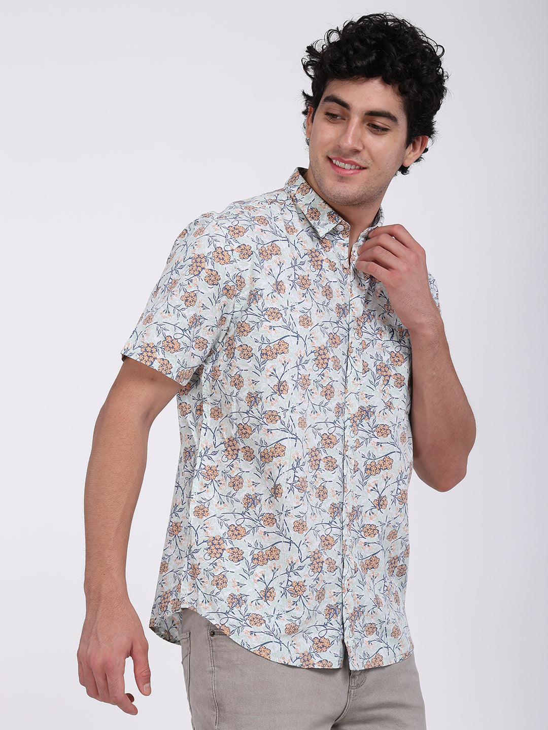 Men's Green Casual Classic Cotton Printed Half Sleeves Shirt