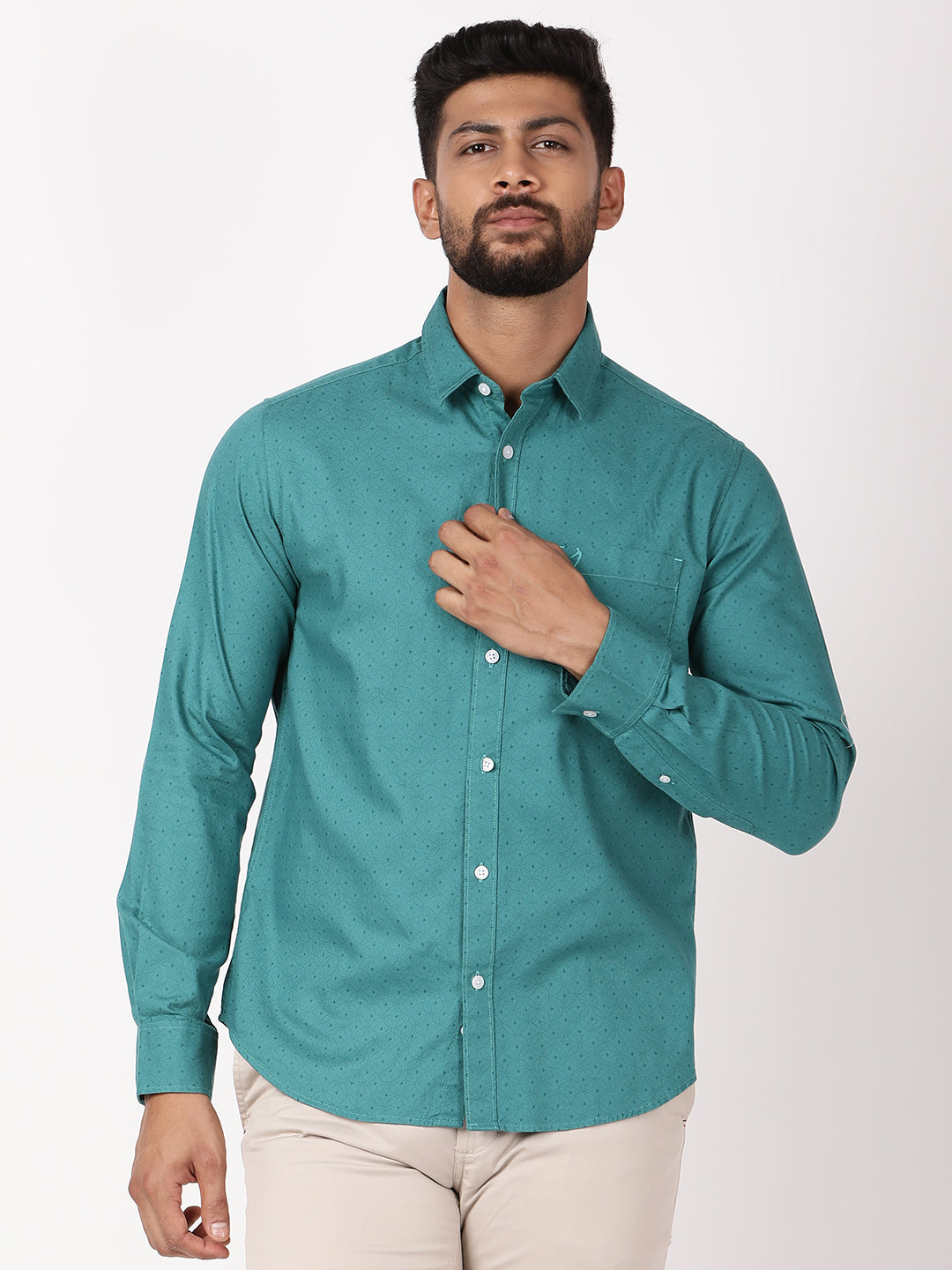 Men's Green Casual Classic Cotton Solid Full Sleeves Shirt