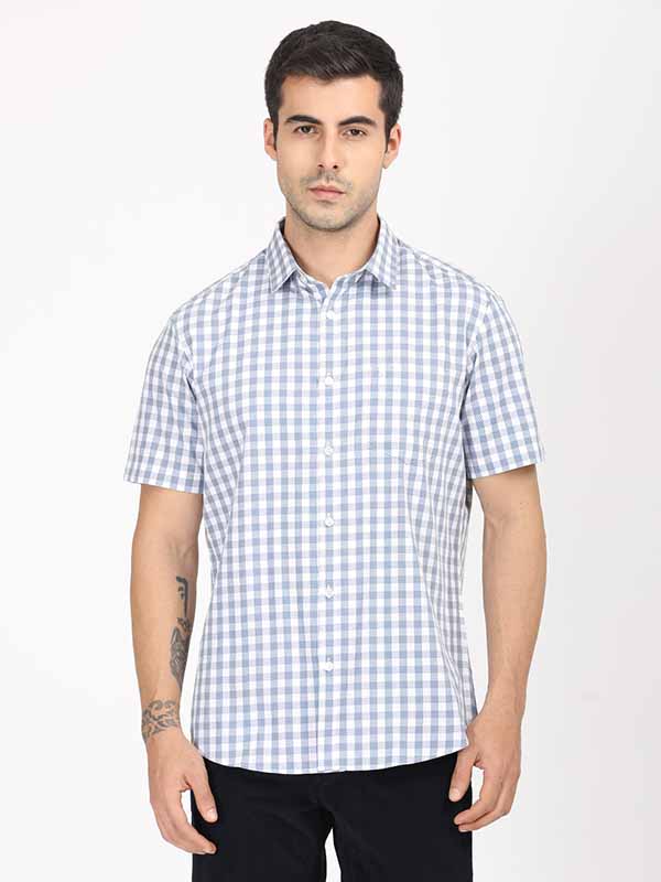 Men's Blue Casual Regular Fit Checkered Half Sleeves Shirt
