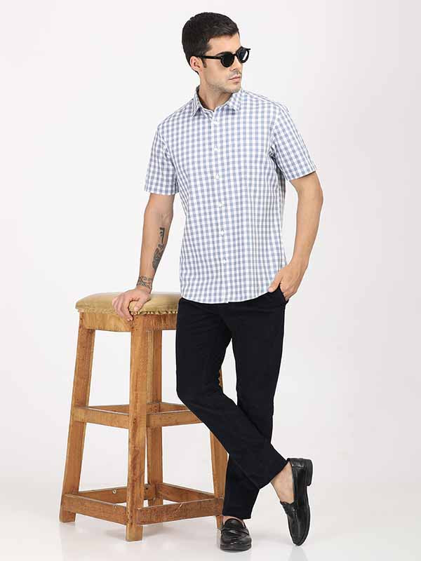 Men's Blue Casual Regular Fit Checkered Half Sleeves Shirt