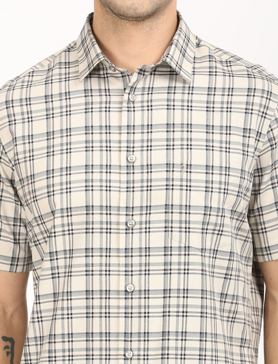 Men's Beige Casual Regular Fit Checkered Half Sleeves Shirt