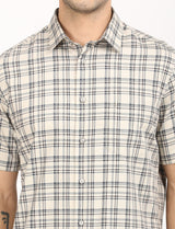 Men's Beige Casual Regular Fit Checkered Half Sleeves Shirt