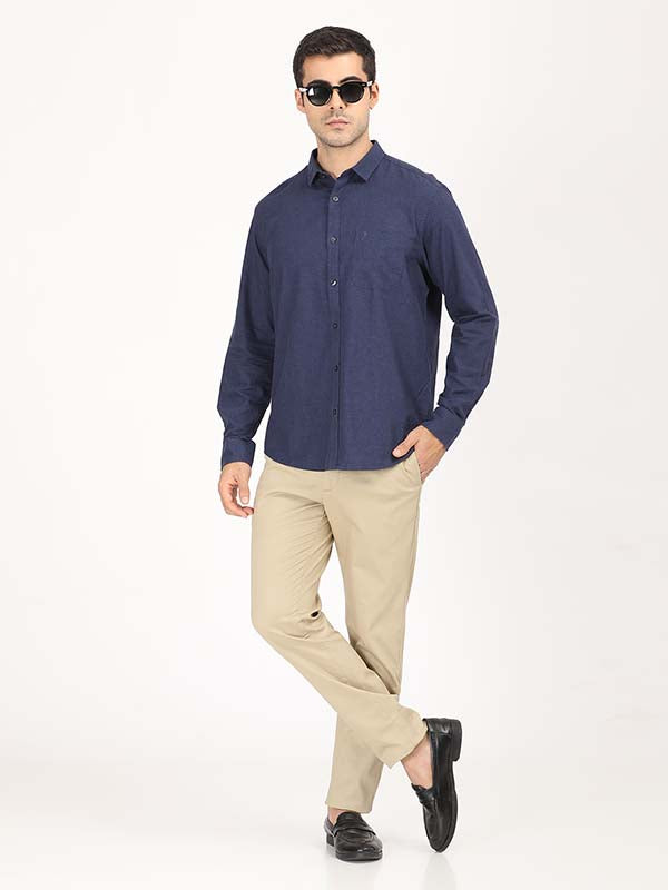 Men's Navy Casual Regular Fit Solid Full Sleeves Shirt