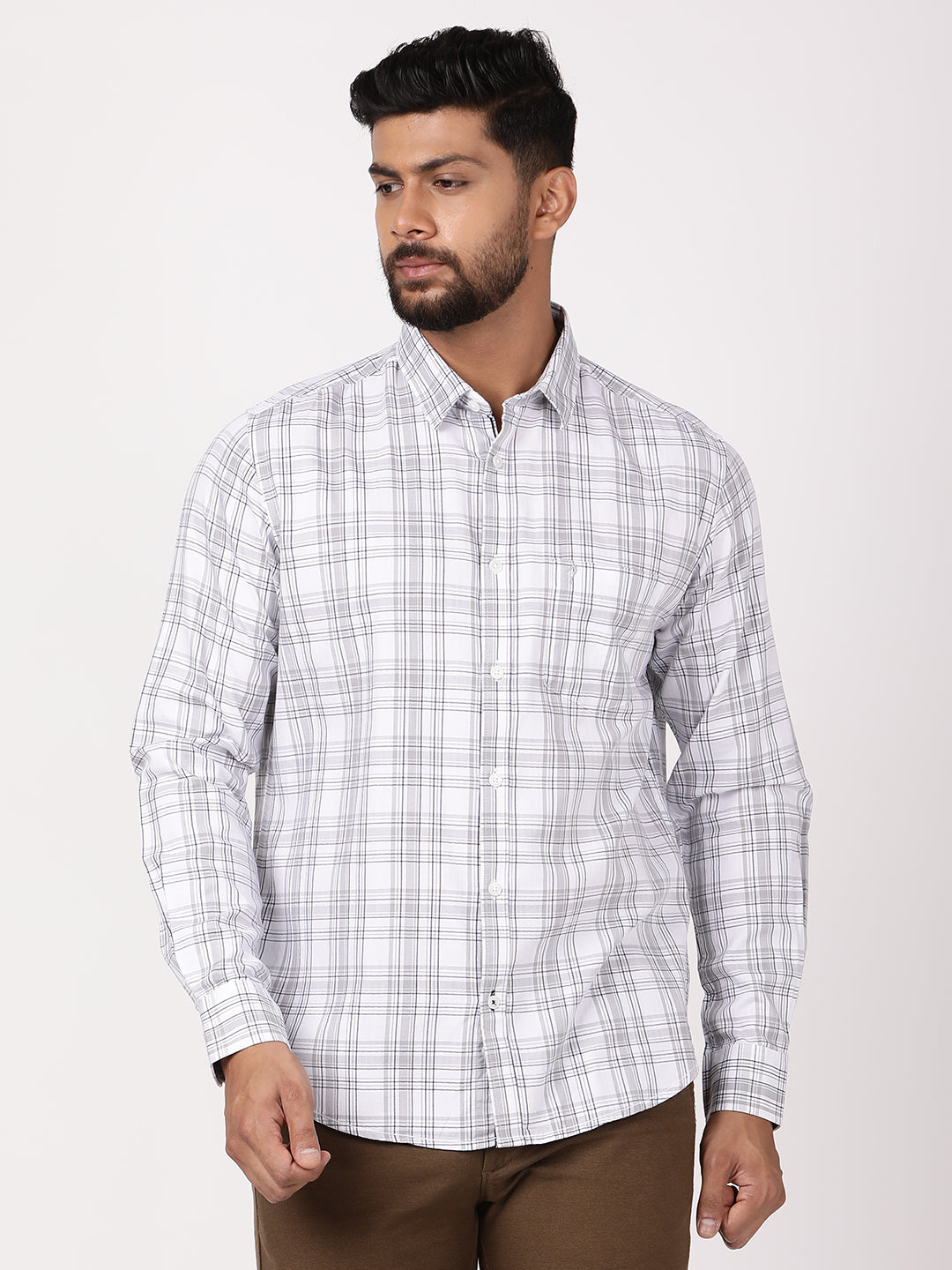 Men's White Casual Regular Fit Checkered Full Sleeves Shirt