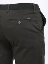 Men's Green Casual Slim Fit Solid Shorts
