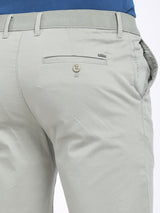 Men's Green Casual Slim Fit Solid Shorts
