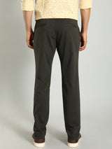 Men's Green Casual Tapered Fit Solid Trouser