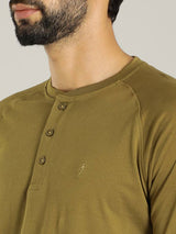 Men's Green Casual Regular Fit Solid Full Sleeves Tshirt