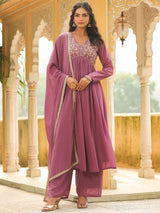 Women's Lavender Georgette Yoke Embroidered A-line Kurta Set With Dupatta