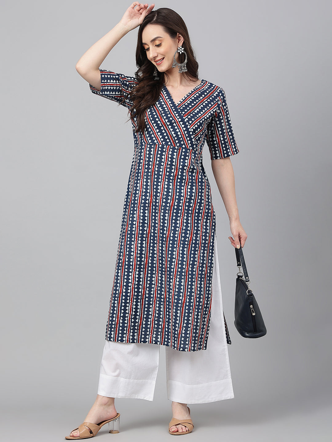 Women's Navy Blue Cotton Geometric Straight Kurta