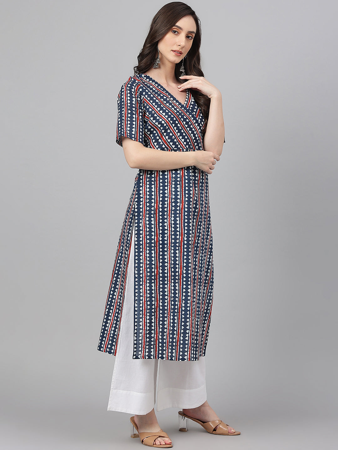 Women's Navy Blue Cotton Geometric Straight Kurta