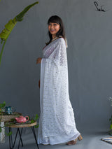 Women's White Viscose Georgette Saree