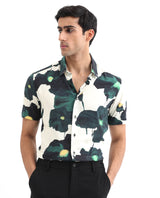 Men's Green Casual Regular Fit Printed Half Sleeves Shirt