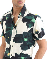 Men's Green Casual Regular Fit Printed Half Sleeves Shirt
