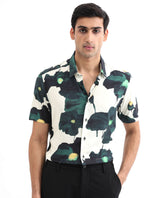 Men's Green Casual Regular Fit Printed Half Sleeves Shirt